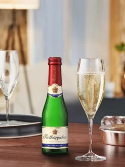 Rotkäppchen Sekt Halbtrocken -Lebensmittel Verkäufe 4504070535 4400066903547 03.jpg
